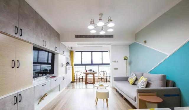 76平米簡約北歐風裝修，客廳沙發(fā)背景墻簡單又好看！