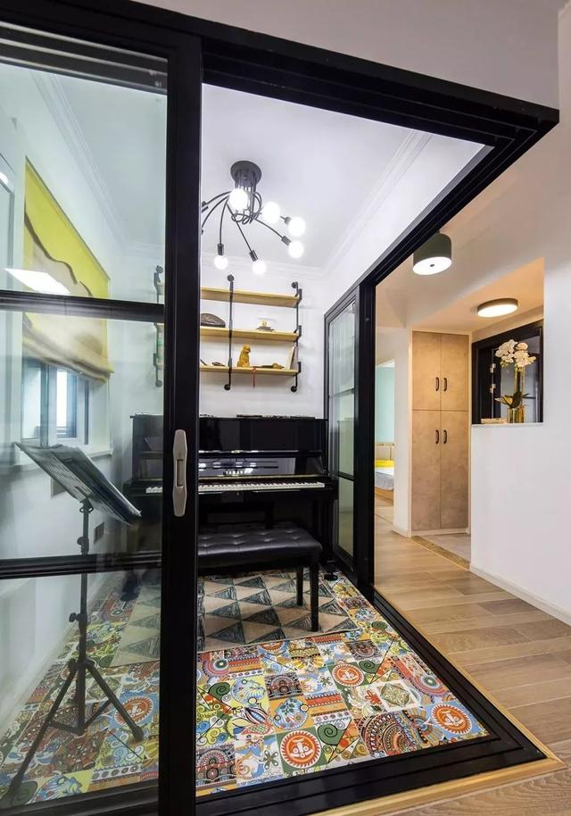 76平米簡約北歐風裝修，客廳沙發(fā)背景墻簡單又好看！