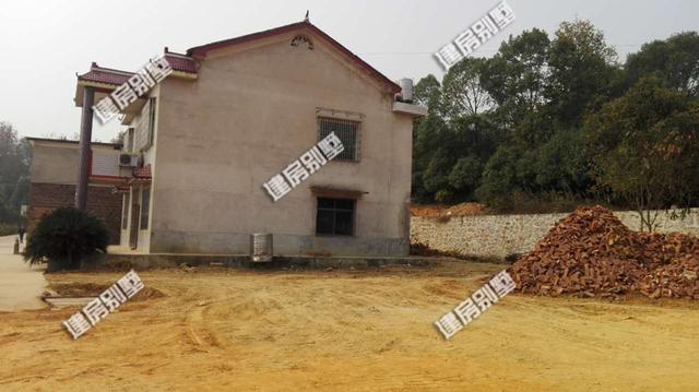 21.7米x14.7米三層農(nóng)村自建房，豪華大氣，農(nóng)村自建房里的“瑪莎拉蒂”！