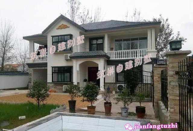 實(shí)拍14x11米二層農(nóng)村自建房，戶型簡潔實(shí)用，室內(nèi)布局合理緊湊，非常適合農(nóng)村建房。