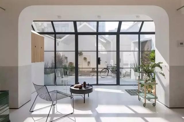 簡約現(xiàn)代別墅設計圖——小戶型設計舒適實用