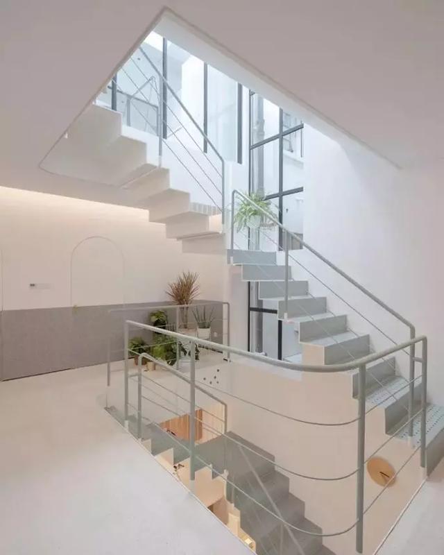 簡約現(xiàn)代別墅設計圖——小戶型設計舒適實用