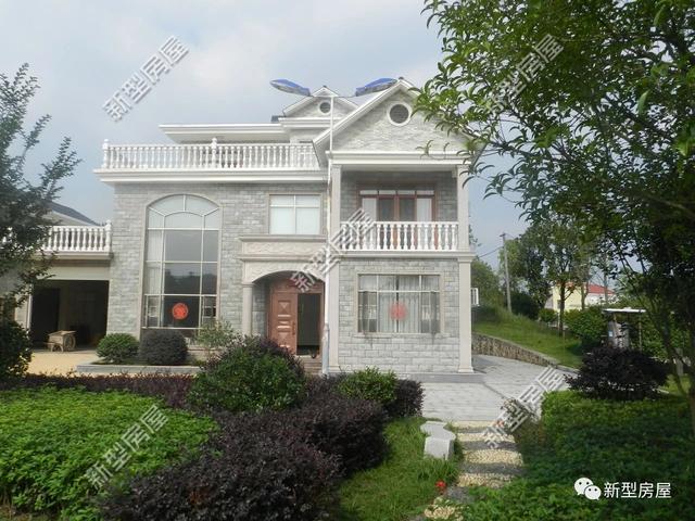 3套帶車(chē)庫(kù)露臺(tái)的別墅設(shè)計(jì)圖，實(shí)拍圖太美第2套30W就能建