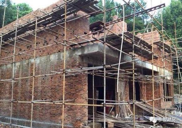 為你介紹幾套新式的實(shí)用型的農(nóng)村別墅設(shè)計圖紙