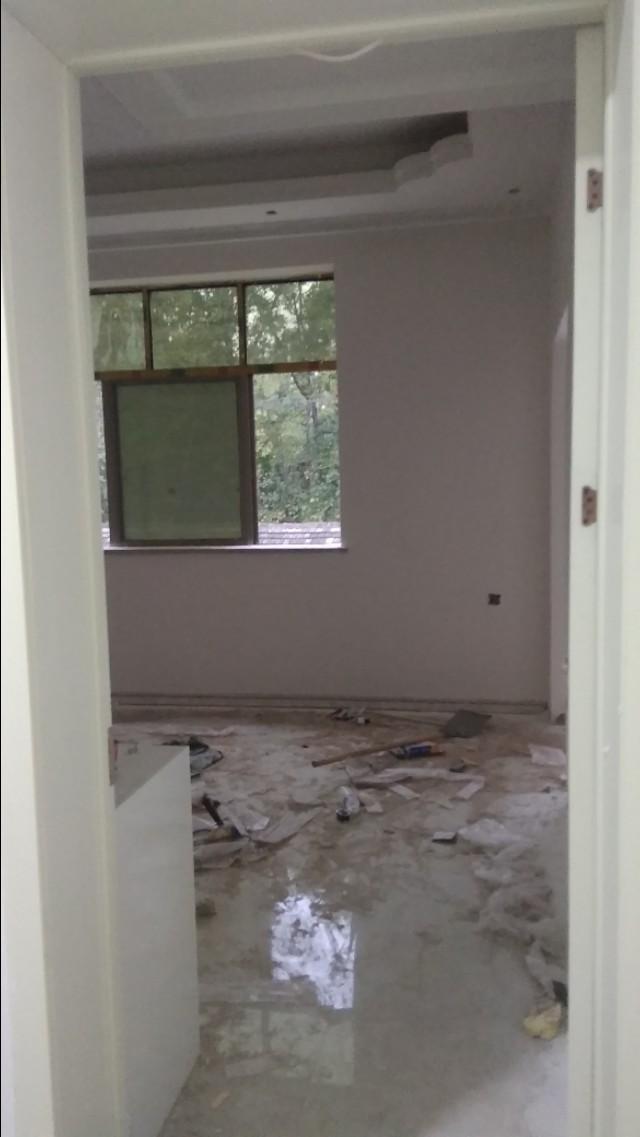 13x13米二層鄉(xiāng)村別墅自建房，帶獨(dú)立小車庫+地下室，實(shí)用美觀，帶有內(nèi)部裝修實(shí)拍圖。