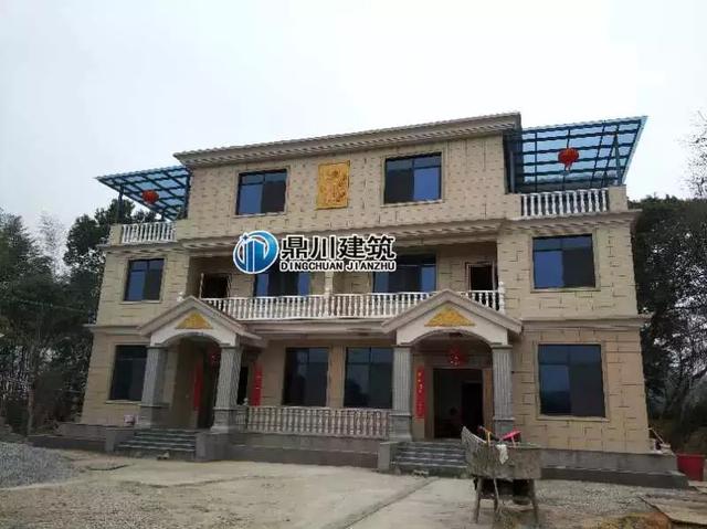 8套雙拼別墅設(shè)計(jì)圖，兄弟別墅這樣建，氣派實(shí)用有面子。