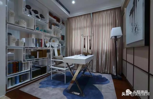 獨(dú)特別墅設(shè)計(jì)圖，家里有一個(gè)屋頂花園，簡(jiǎn)直太羨慕啦！