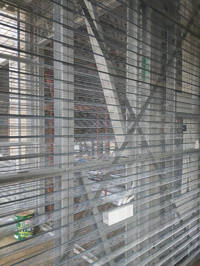 實(shí)拍一個(gè)月完工輕鋼別墅，建好后外觀(guān)好看