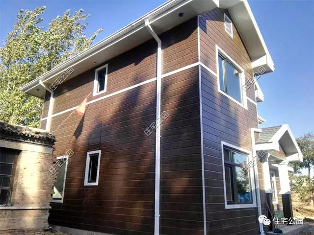 農(nóng)村輕鋼住宅造價多少？這棟240平的房子只花了33萬，房主任先生很滿意