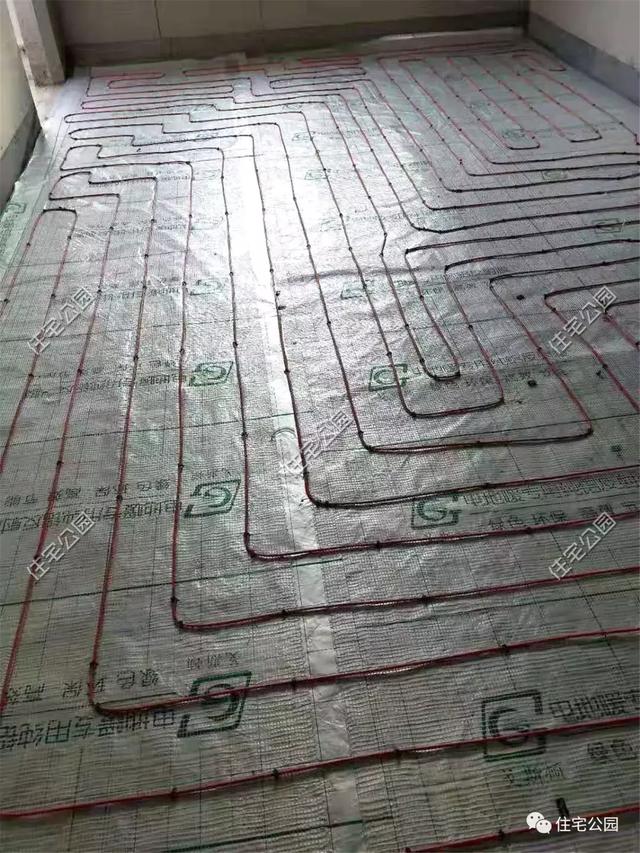 農(nóng)村輕鋼住宅造價多少？這棟240平的房子只花了33萬，房主任先生很滿意