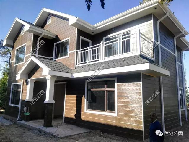 農(nóng)村輕鋼住宅造價多少？這棟240平的房子只花了33萬，房主任先生很滿意