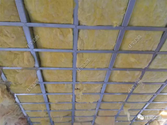 農(nóng)村輕鋼住宅造價多少？這棟240平的房子只花了33萬，房主任先生很滿意