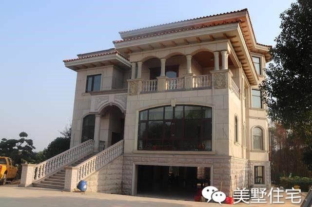 分享幾張江蘇的老板建房實拍圖，大氣美觀，很受農(nóng)村朋友的青睞