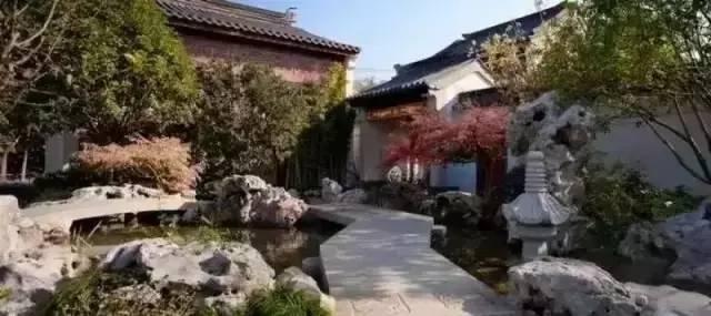 最美的農(nóng)村一層中式四合院，武漢黃總蓋完這套別墅，全村人都羨慕！