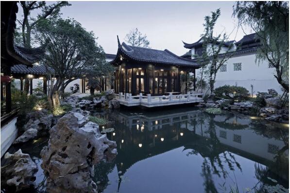 最美的農(nóng)村一層中式四合院，武漢黃總蓋完這套別墅，全村人都羨慕！