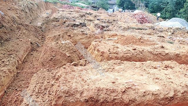 為提升生活質量，四川農村自建一層平頂別墅，包工240一平劃算嗎？