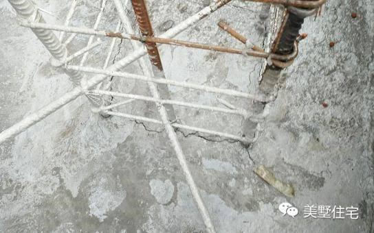家里的樓板、頂板老是有裂縫？農(nóng)村施工隊(duì)竟這樣做混凝土！