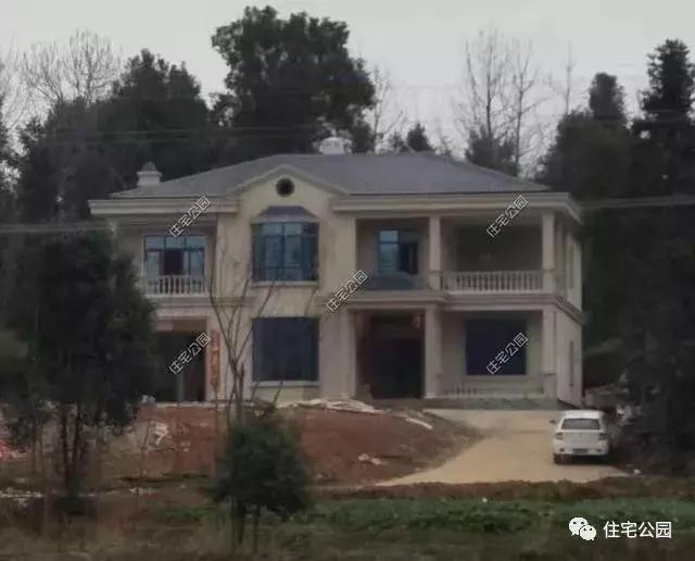 湖南農(nóng)村自建二層小洋樓，60萬包還主體裝修，回老家蓋房就是省錢