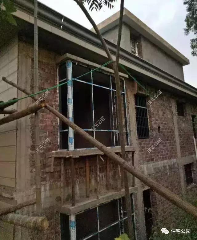 湖南農(nóng)村自建二層小洋樓，60萬包還主體裝修，回老家蓋房就是省錢