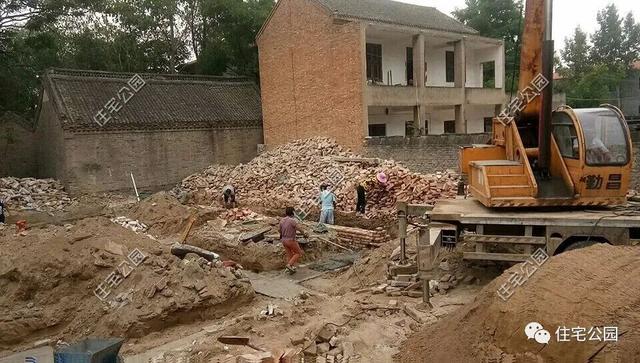 專業(yè)施工隊(duì)980元每平，還包主體外裝，農(nóng)村自建房這樣的價(jià)格根本不算貴