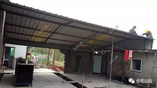 江蘇農(nóng)村花了50萬建成的平房別墅，這樣光伏發(fā)電的屋面見過么