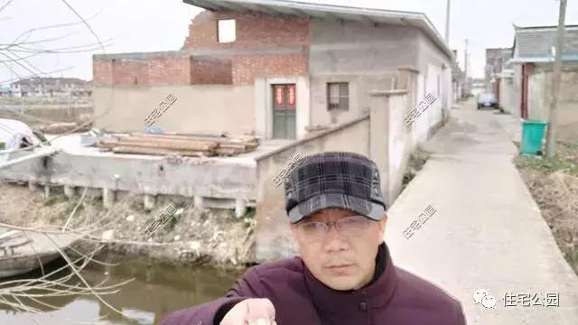 江蘇農(nóng)村花了50萬建成的平房別墅，這樣光伏發(fā)電的屋面見過么