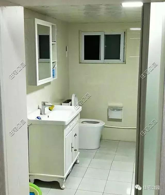 江蘇農(nóng)村花了50萬建成的平房別墅，這樣光伏發(fā)電的屋面見過么