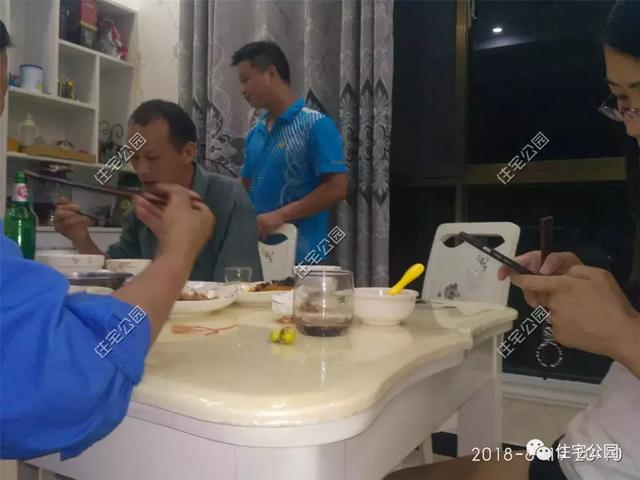 趁熱鬧來曬曬我的新房子，帶大院的兩層小洋樓，27萬蓋好美滋滋