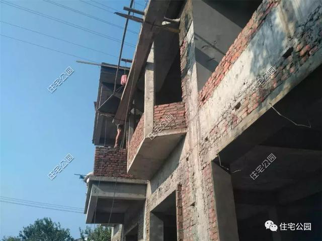 趁熱鬧來曬曬我的新房子，帶大院的兩層小洋樓，27萬蓋好美滋滋