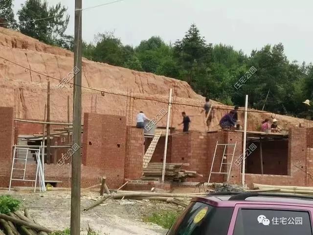 拆掉農(nóng)村40年老宅，花65萬建成這棟農(nóng)村別墅，父母都夸好