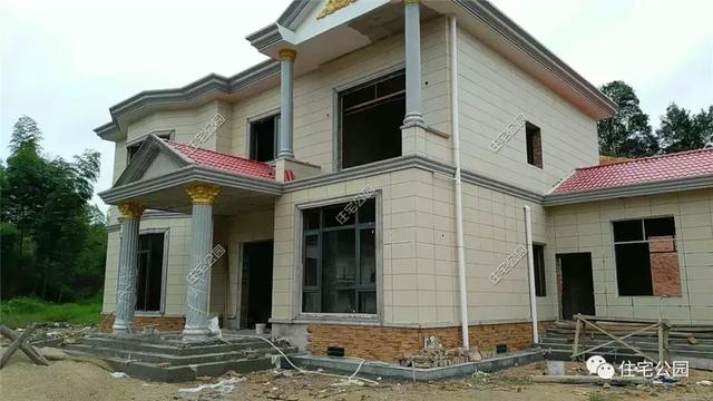 拆掉農(nóng)村40年老宅，花65萬建成這棟農(nóng)村別墅，父母都夸好