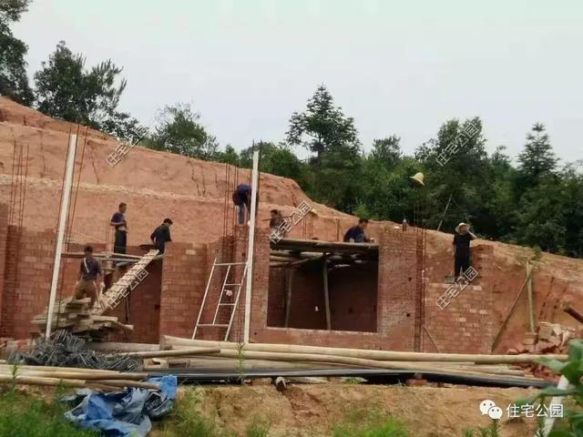 拆掉農(nóng)村40年老宅，花65萬建成這棟農(nóng)村別墅，父母都夸好