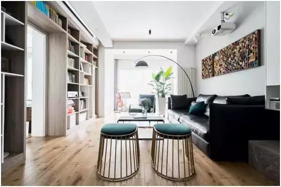 農(nóng)村自建二層小別墅，帶豪華露臺(tái)20多萬就能建成，精致又漂亮！