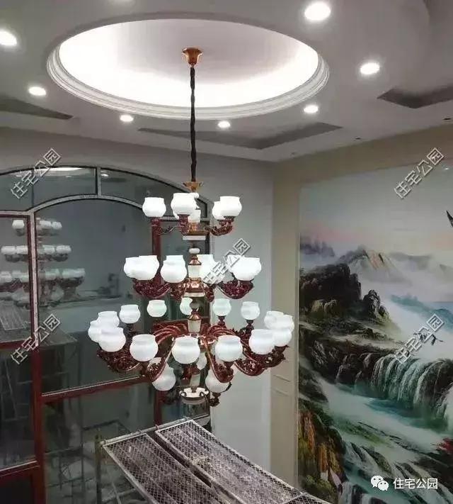 40萬建成農(nóng)村養(yǎng)老別墅，全村唯一的挑空客廳，真是美滋滋的！