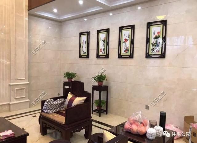 為了回老家工作的女兒，江西父母建三層別墅，小院裝修全做好120萬(wàn)