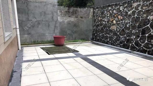 為了回老家工作的女兒，江西父母建三層別墅，小院裝修全做好120萬(wàn)