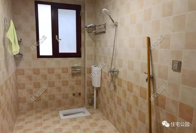 為了回老家工作的女兒，江西父母建三層別墅，小院裝修全做好120萬(wàn)