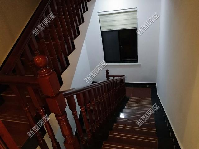 很多包工頭不做的旋轉樓梯，其實非常簡單！