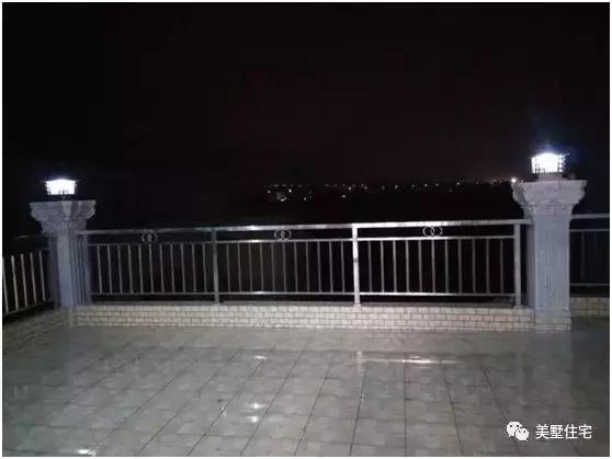 廣東農(nóng)村小伙修建二層半別墅，主體帶小院子30萬，苦累都值得