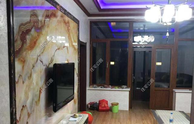 遼寧小伙為父母蓋養(yǎng)老別墅，保溫、地暖、火炕房全都有，只花了30萬(wàn)！