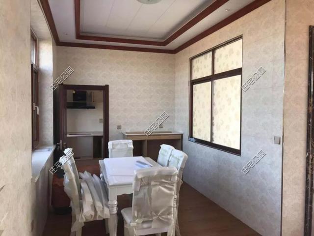 遼寧小伙為父母蓋養(yǎng)老別墅，保溫、地暖、火炕房全都有，只花了30萬(wàn)！