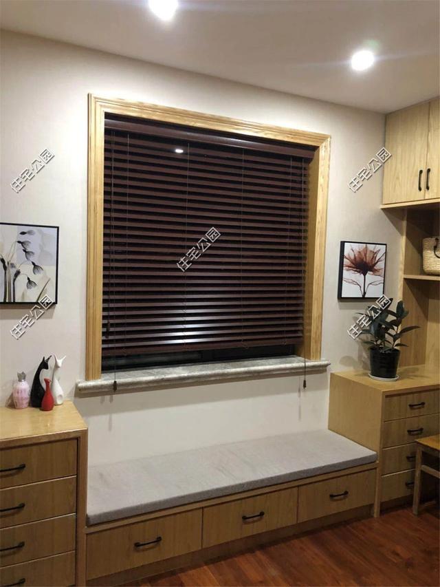 紅磚缺貨，石子每車1200，花了150萬終于建起這棟農村三層別墅