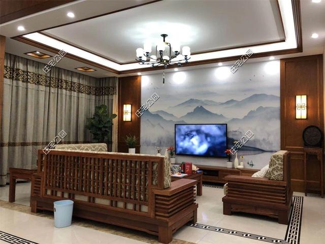 紅磚缺貨，石子每車1200，花了150萬終于建起這棟農村三層別墅