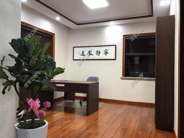 紅磚缺貨，石子每車1200，花了150萬終于建起這棟農村三層別墅