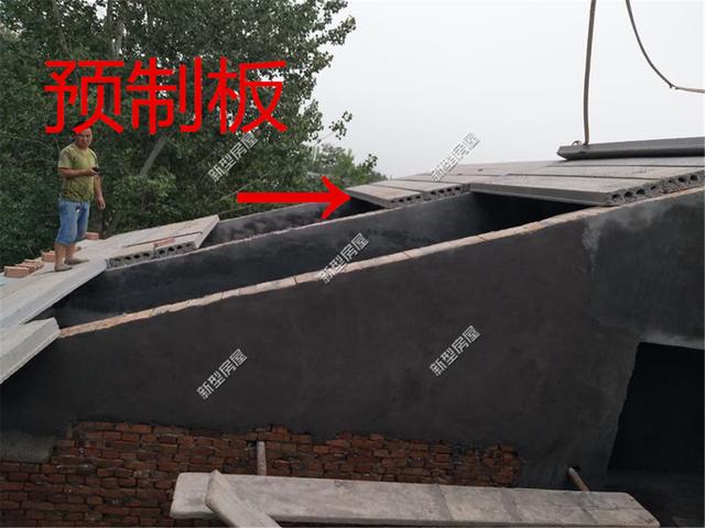 農(nóng)村小伙建房?jī)?nèi)外墻全砌空斗墻，你覺(jué)得這樣結(jié)實(shí)嗎？