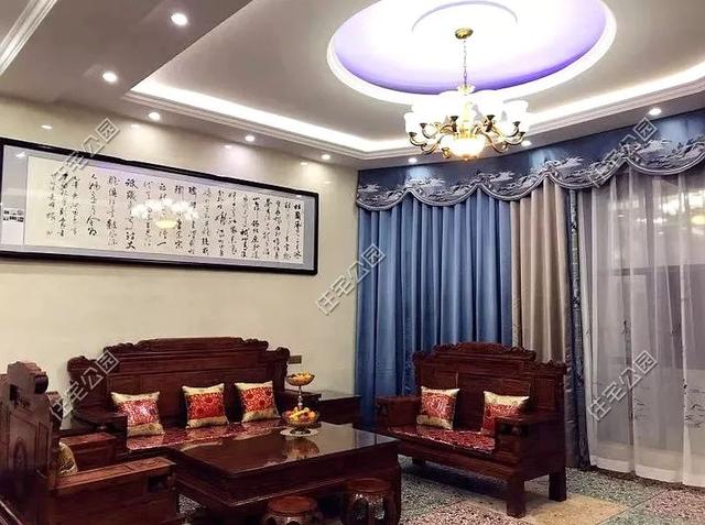 為父母養(yǎng)老，湖南兄妹在農(nóng)村老家修建三層別墅，主體裝修一個花了80萬