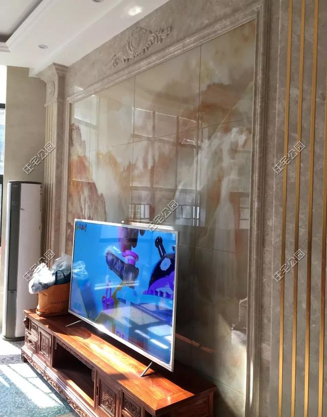 為父母養(yǎng)老，湖南兄妹在農(nóng)村老家修建三層別墅，主體裝修一個花了80萬