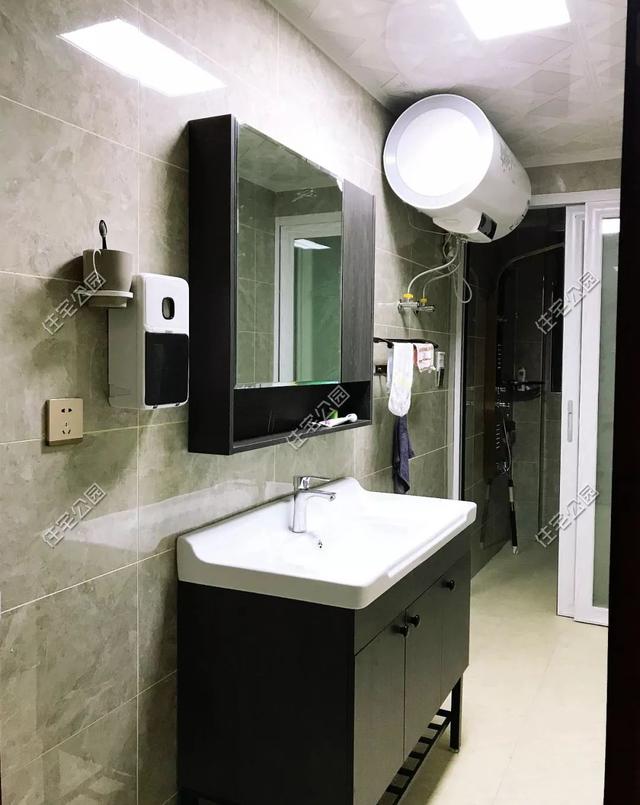 為父母養(yǎng)老，湖南兄妹在農(nóng)村老家修建三層別墅，主體裝修一個花了80萬