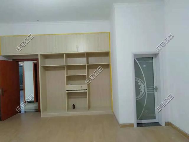 為了落葉歸根，湖南兄弟倆回鄉(xiāng)下建別墅，各自花了60萬(wàn)，享受田園生活