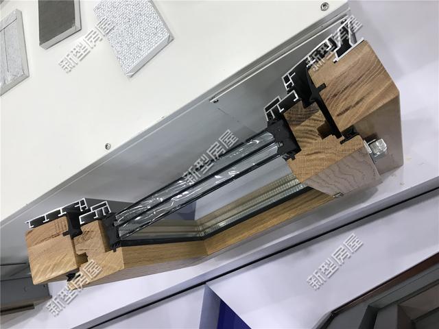 想修建輕鋼別墅？先搞清楚構(gòu)建、樓板、外墻和取暖這4個問題！